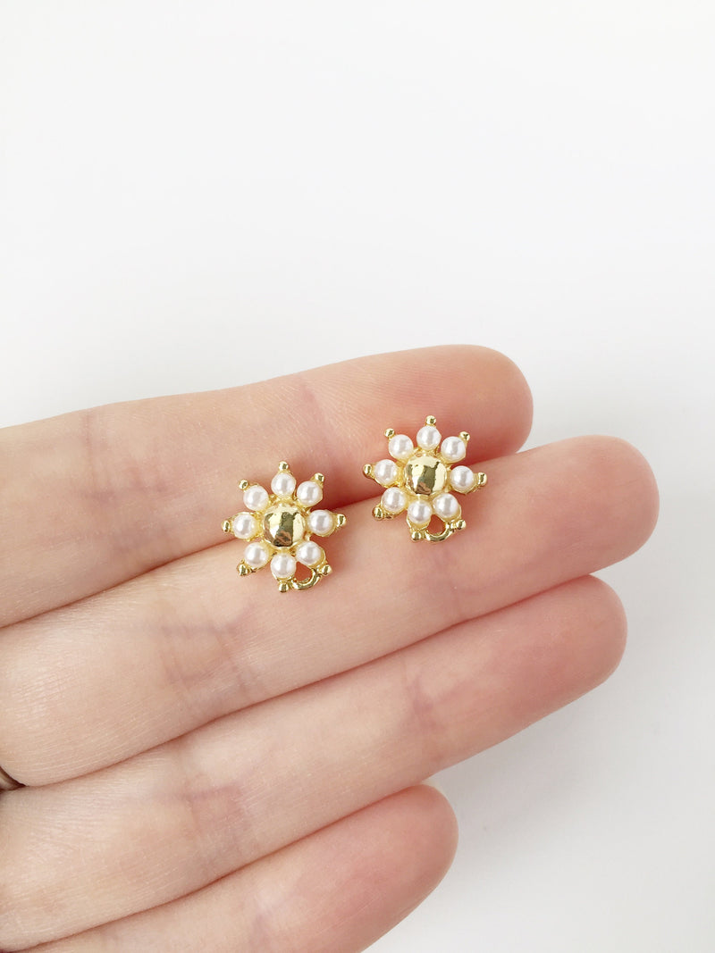 1 pair x Gold Plated Pearl Cluster Flower Earring Studs with Loops (1891)