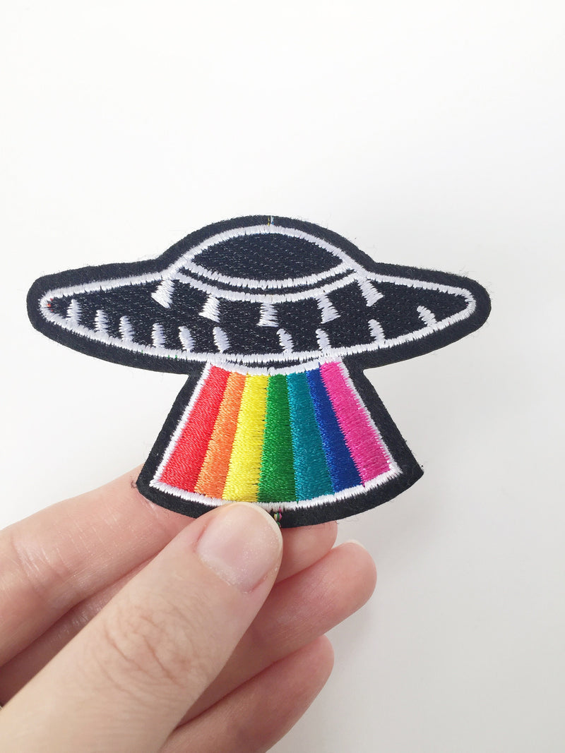 UFO Iron-on Patch, Spaceship Embroidery, Flying Saucer Applique