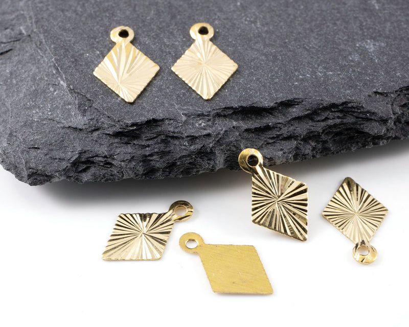 10 x Textured Raw Brass Kite Pendants, 13x0.8mm (C0447)