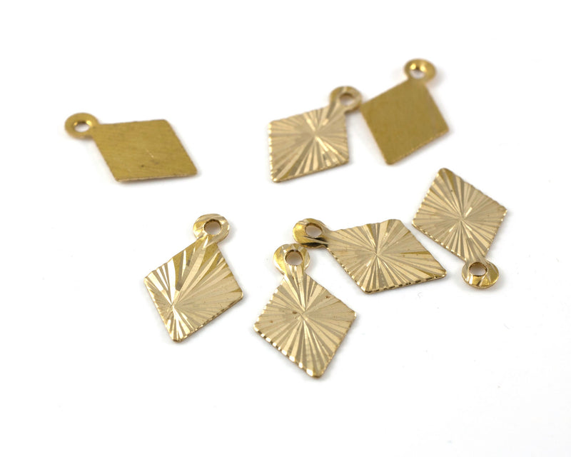 10 x Textured Raw Brass Kite Pendants, 13x0.8mm (C0447)