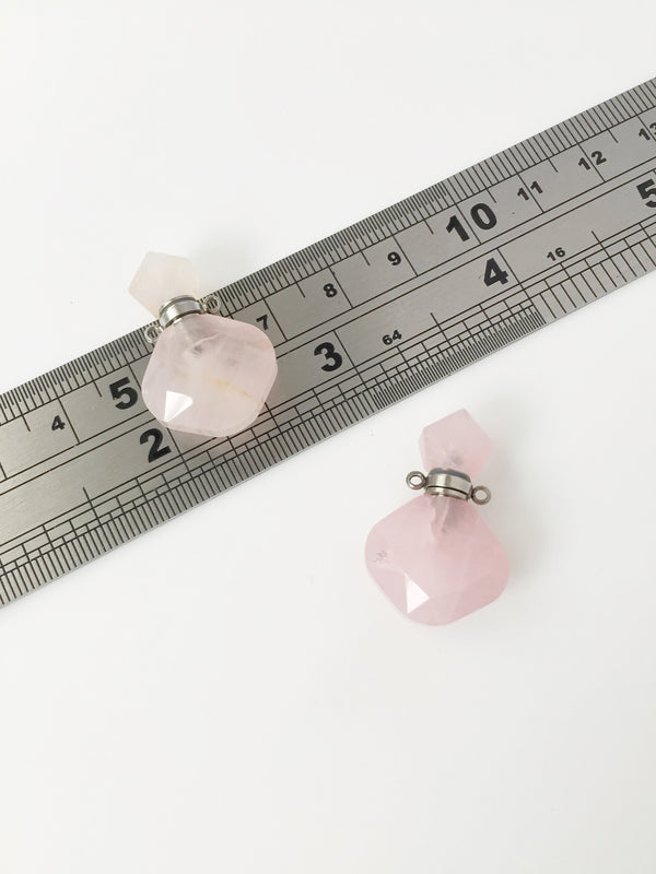 1 x Natural Rose Quartz Perfume Bottle Pendant, 17x21mm (1634)