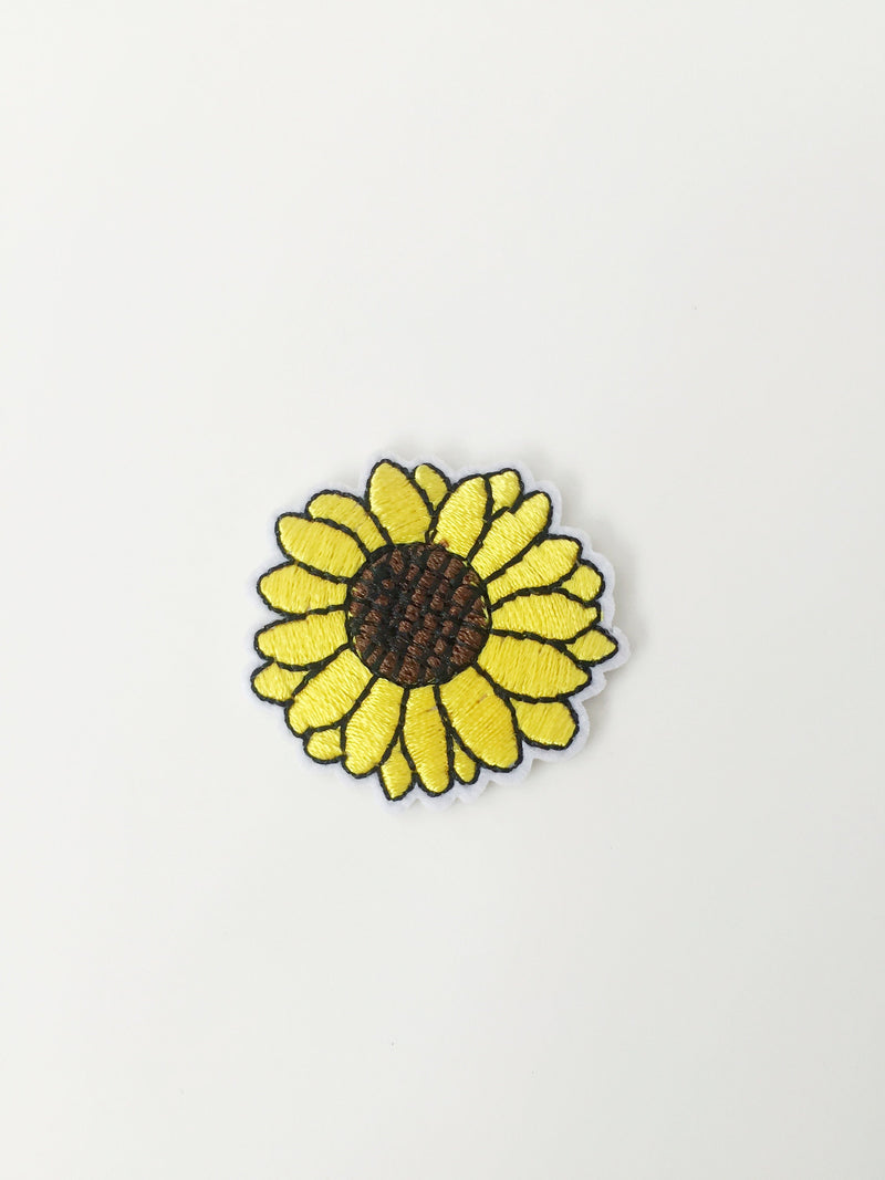 Small Sunflower Iron-on Patch, Flower Clothes Applique (P037)