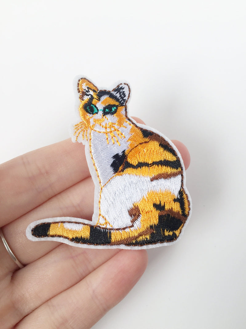 Tortoiseshell Cat Iron-on Patch, Embroidered Cat Lover Badge (P037)