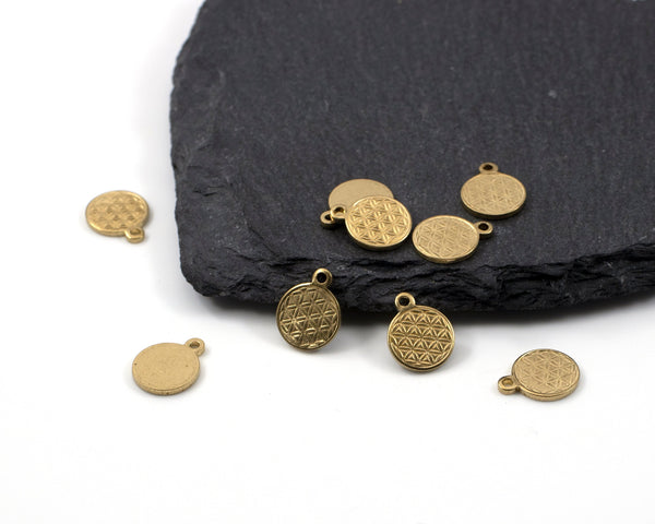 8 x Raw Brass Round Geometric Pendants, 12x10mm (C0542)