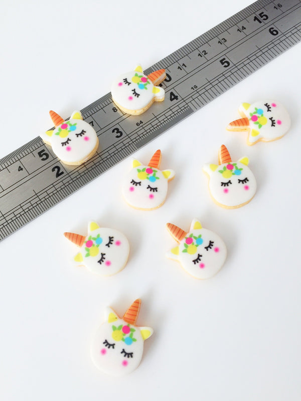 10 x Cute Unicorn Resin Cabochons, 22x16mm (1721)