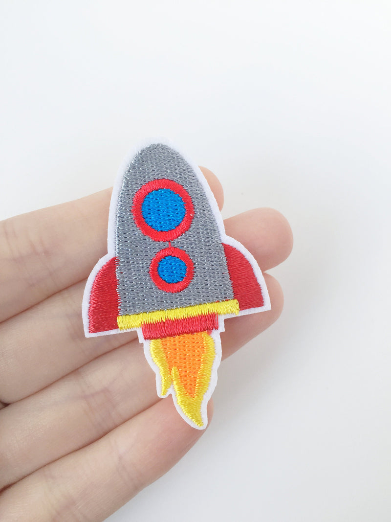 Rocket Iron-on Patch, Embroidered Spaceship Badge, Spacecraft Applique (P034)