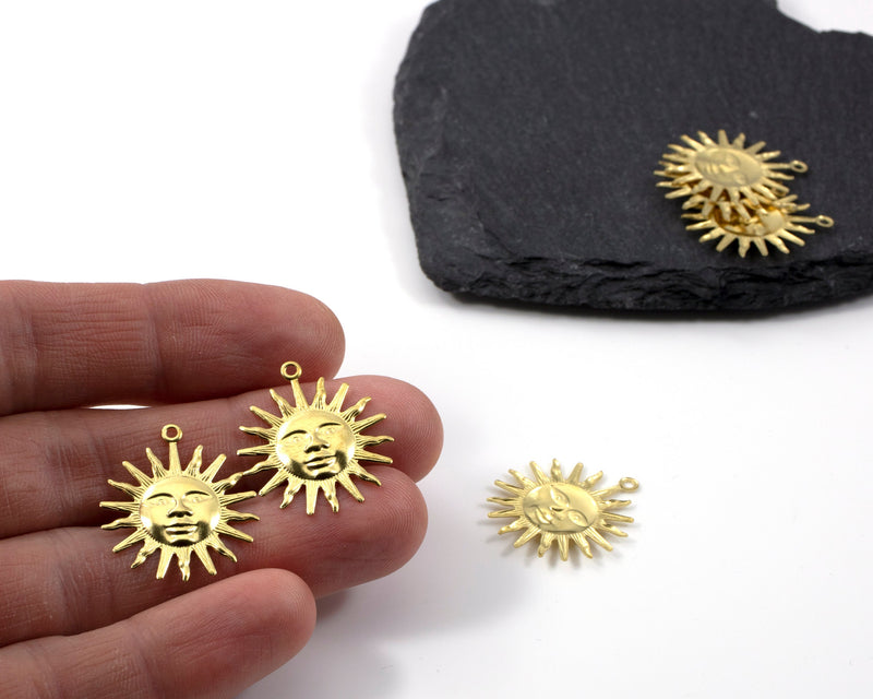 4 x Raw Brass Sun Pendants, 25x22mm (C0411)