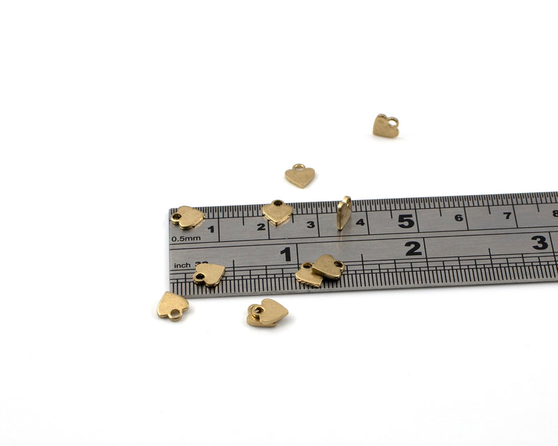 20 x Raw Brass Heart Pendants, 7mm (C0545)