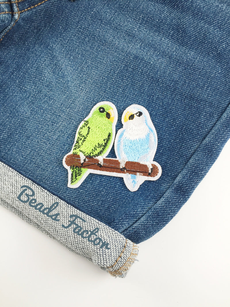 Budgies Iron-on Patch, Budgie Couple Motif, Bird Embroidery (P092)