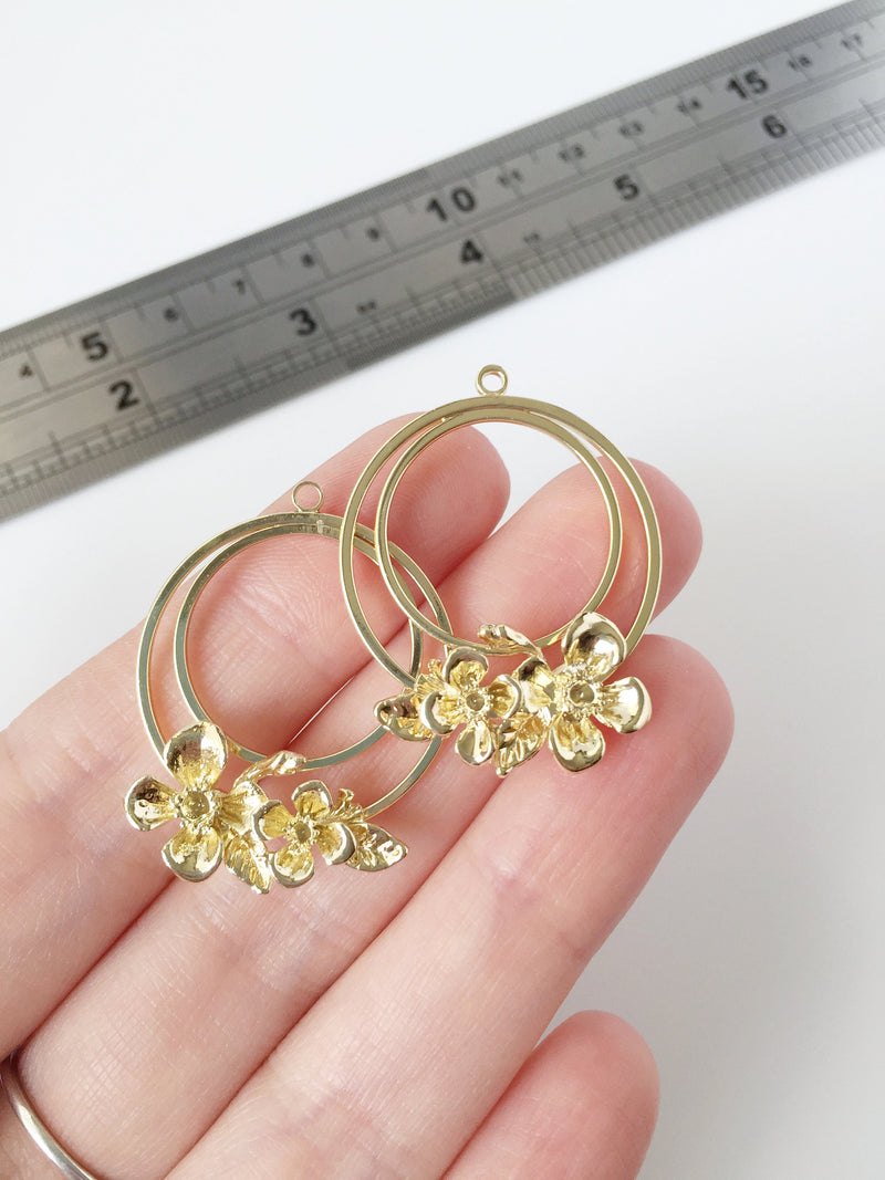 2 x Gold Plated Double Hoop Pendants with Flower, 24x31mm (1674)