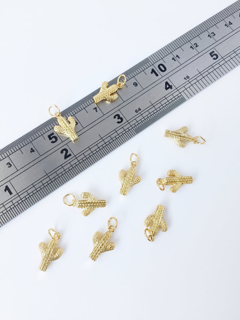 1 x 18K Gold Plated Cactus Pendant, 9x14mm (2237)