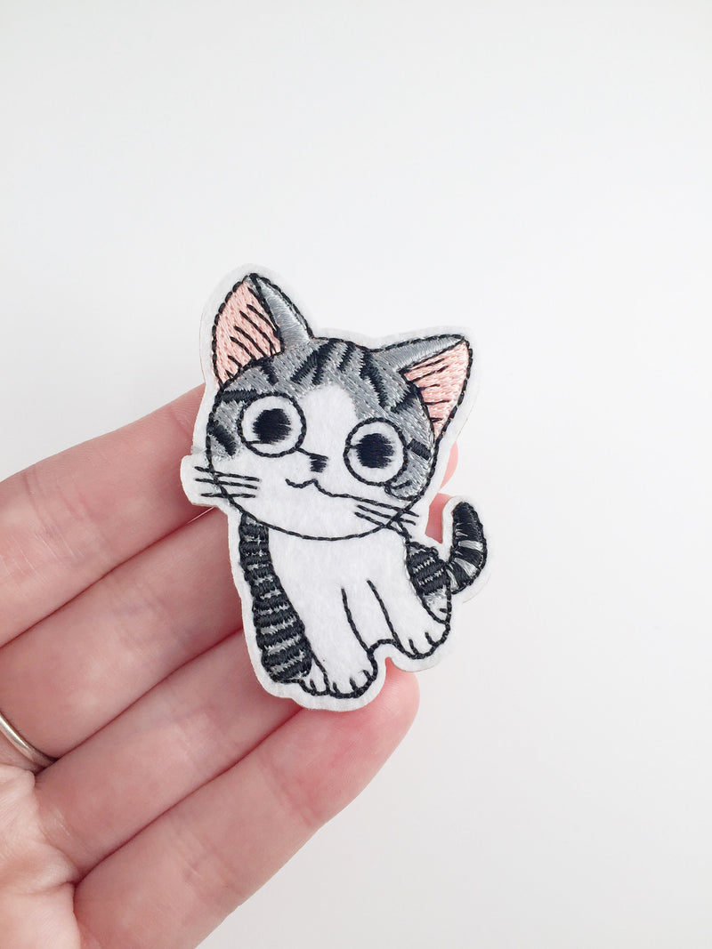 Cartoon Cat Iron-on Patch, Embroidered Kitten Applique