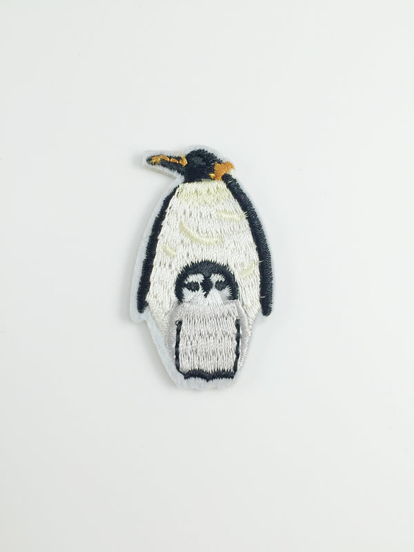 Mother and Baby Penguin Iron-on Patch, Arctic Animal Motif (P091)