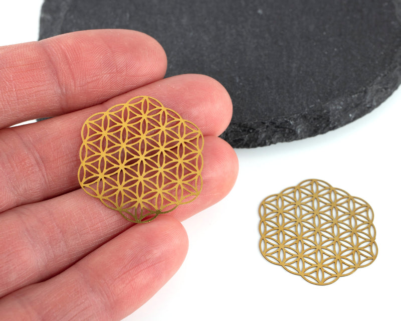 2 x Raw Brass Floral Hexagon Filigree Pendants, 30x27mm Abstract Geometrical Charms (C0452)