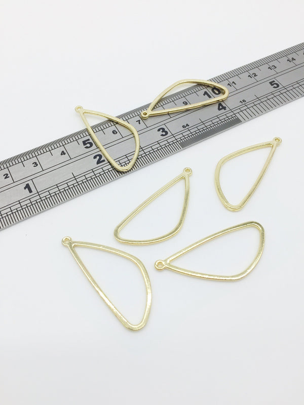 6 x Gold Plated Rounded Triangle Pendants, 36x15mm (3058)