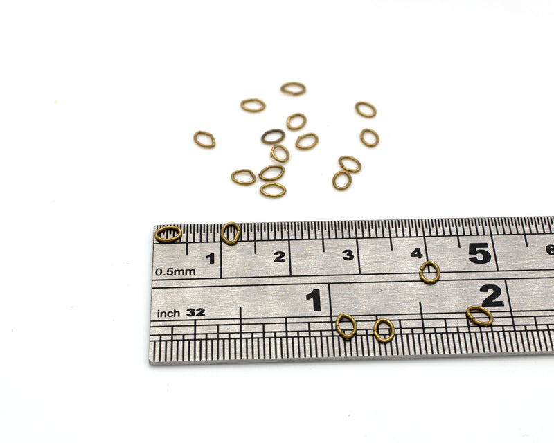 200 x Raw Brass Oval Jump Rings, 4x0.5mm (C0620)