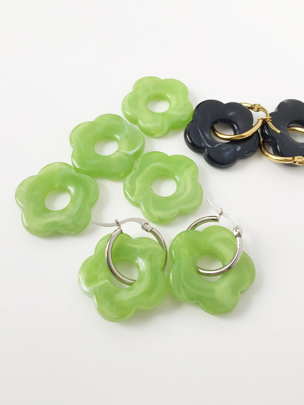 2 x Green Resin Flower Beads, 26mm Flower Charms for Earring Hoops