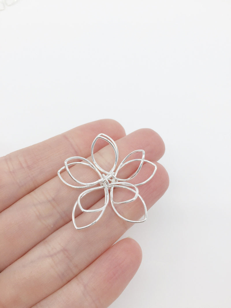 2 x 3D Silver Plated Wire Flower Beads, 35mm