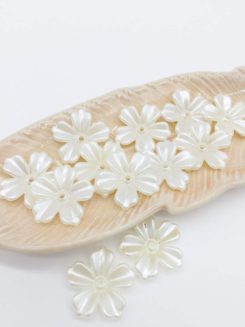 25 x Pearlised Ivory Flower Beads, 21mm (3075)