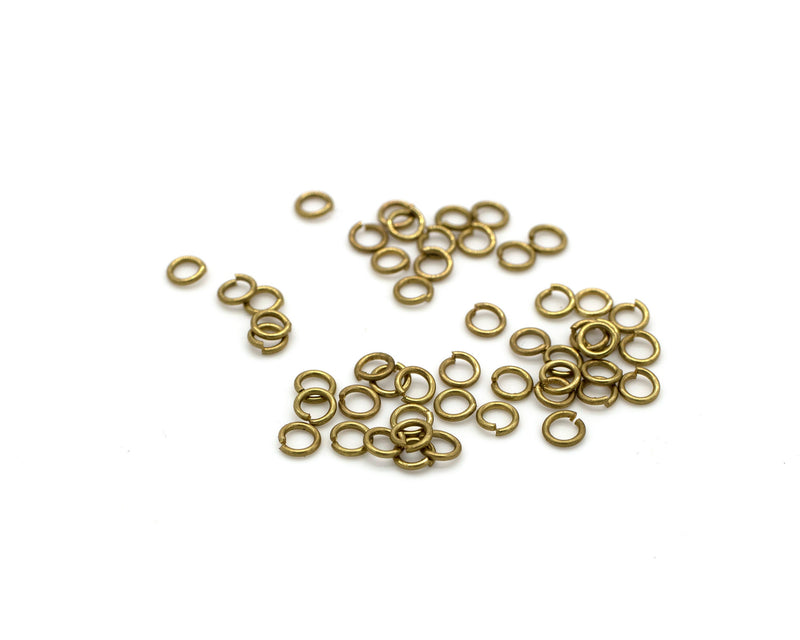 100 x Raw Brass Jump Rings, 4x0.7mm Open Round Jump Rings (C0622)