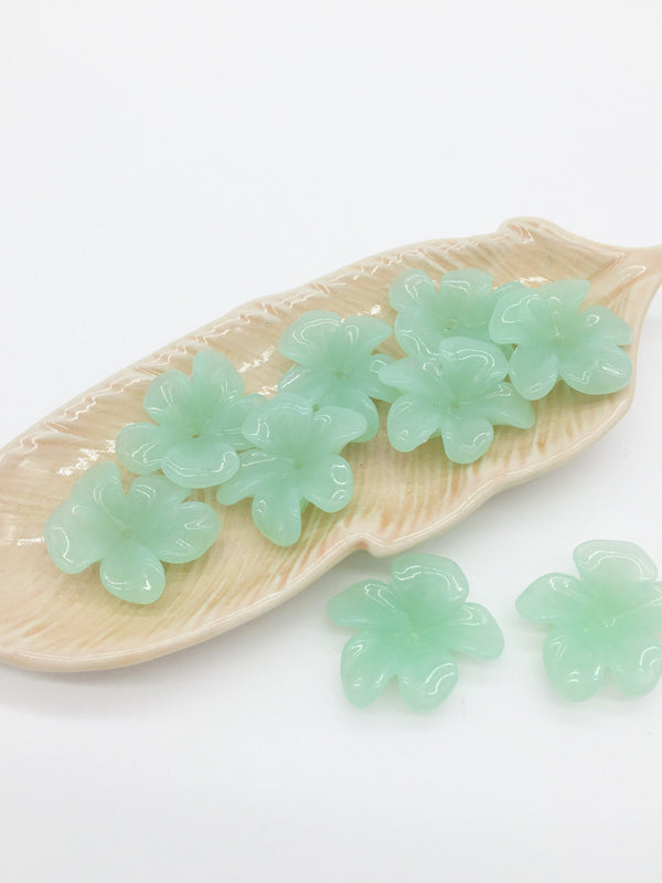 8 x Jelly Flower Beads, 26x23mm Mint Green Resin Flowers (0849)