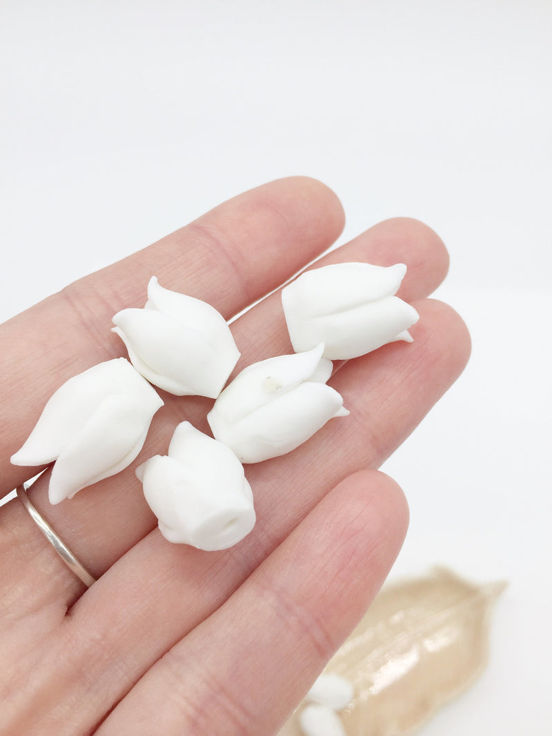 6 x Ceramic Flower Bud Beads, White Porcelain Flower Beads, 15-17x10-12mm (A1, 3661)