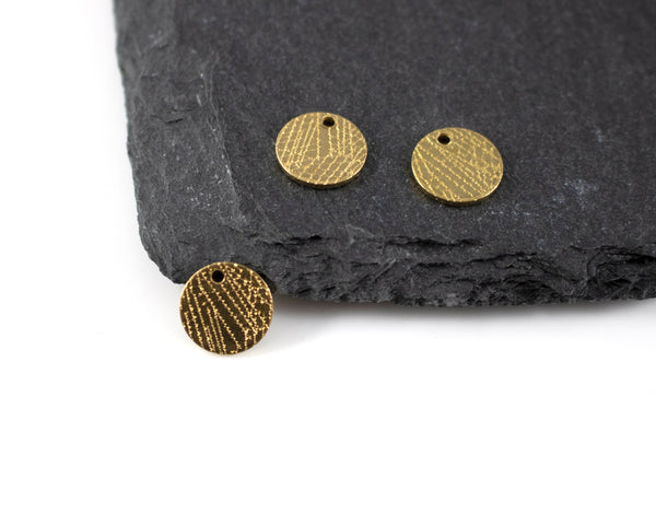 8 x Raw Brass Round Textured Coin, 10mm (C0265)