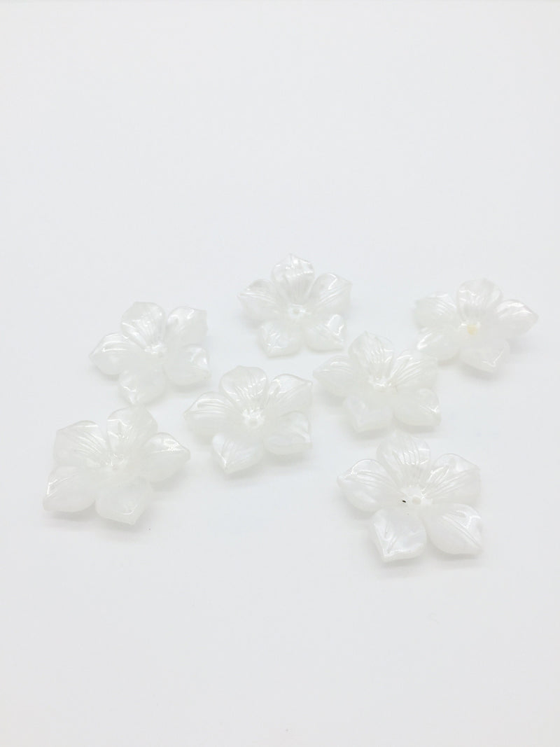 4 x Large Pearl White Flower Beads, 30mm Mother of Pearl Imitation Flowers (3215)