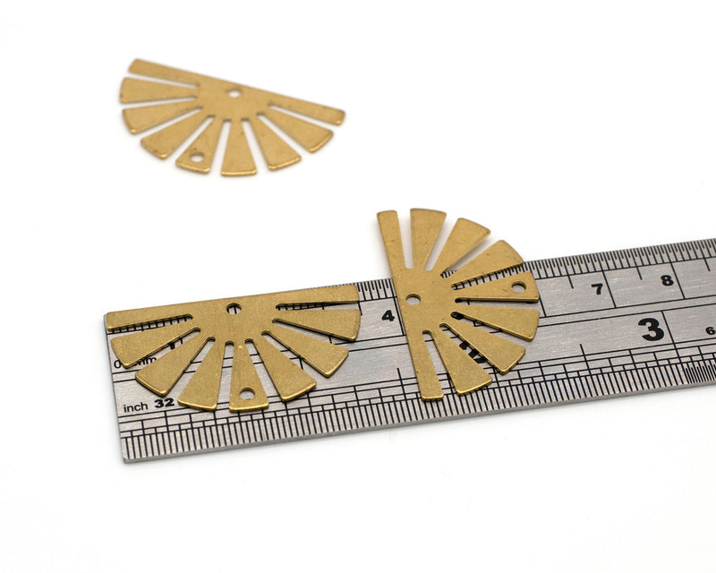 2 x Large Smooth Brass Fan Shape Connectors, 35x20mm (C0073)