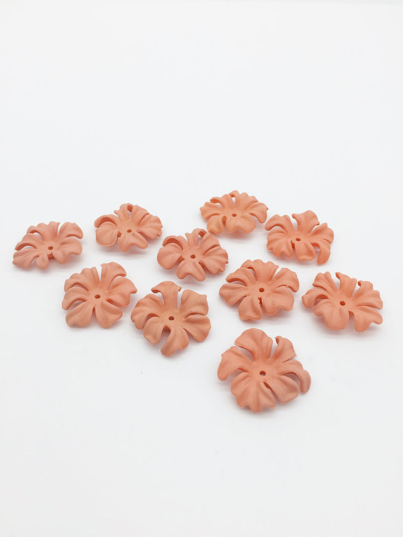 8 x Dusty Pink Flower Rubberized Beads, 22mm (3183)