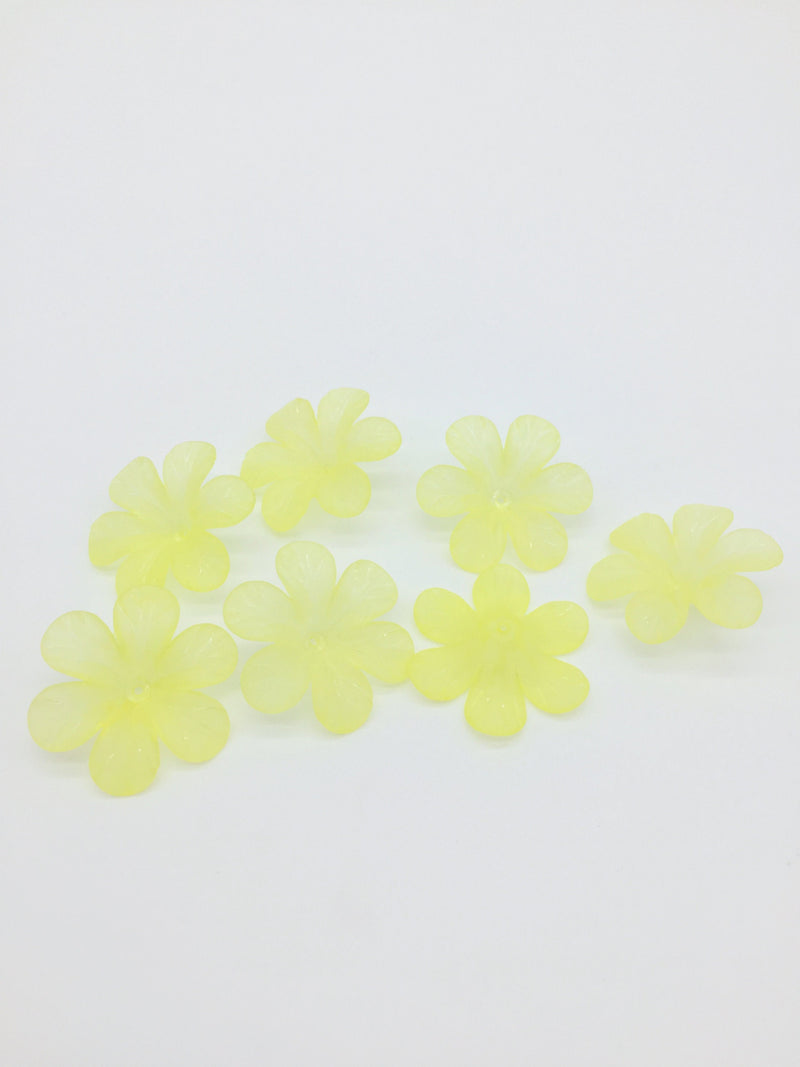 10 x Large Frosted Yellow Flower Beads, 33mm Lucite Flowers