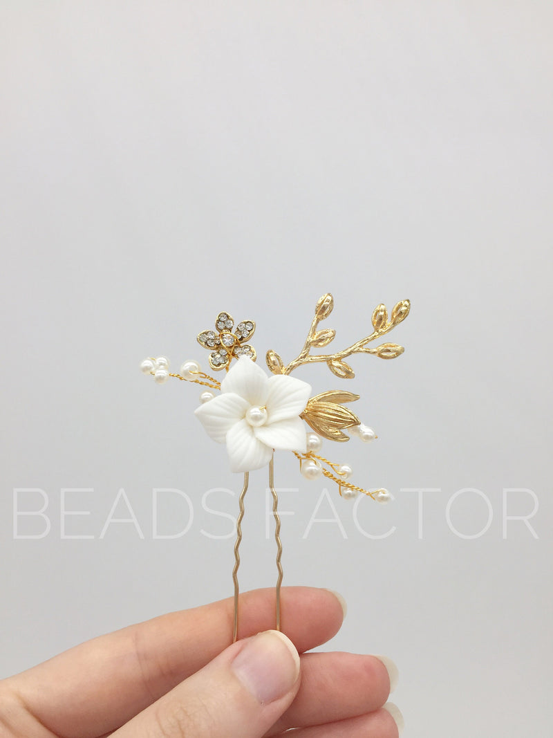 4 x Champagne Gold Crystal Flower Cabochons, 15mm