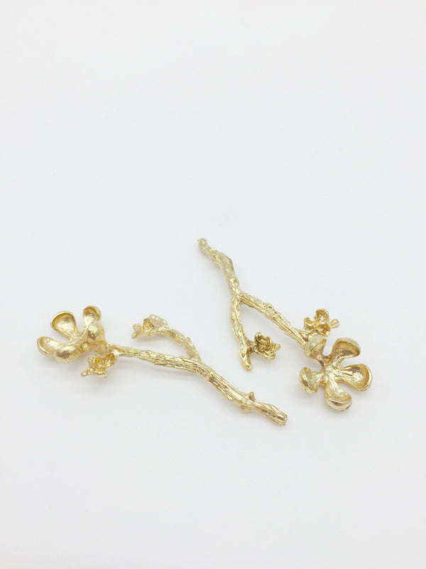 2 x Gold Metal Flower Branch Embellishment, 58x25mm