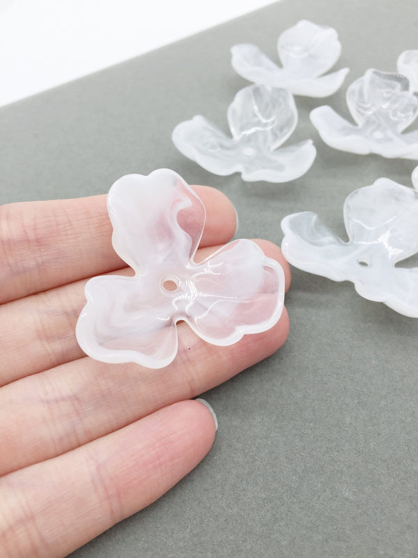 6 x Large Translucent White Marble Effect Flower Beads, 39mm (3248)