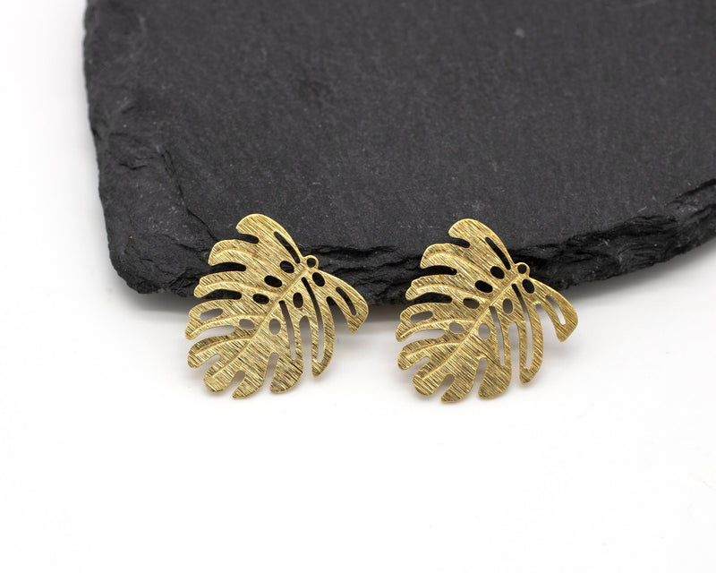 4 x Textured Brass Monstera Leaf Charms, 22x21mm (C0098)