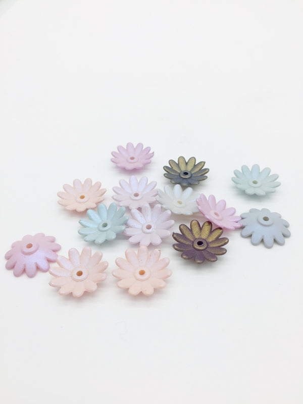 20 x Pastel Colour Acrylic Daisy Flower Beads, 17.5mm (3407)