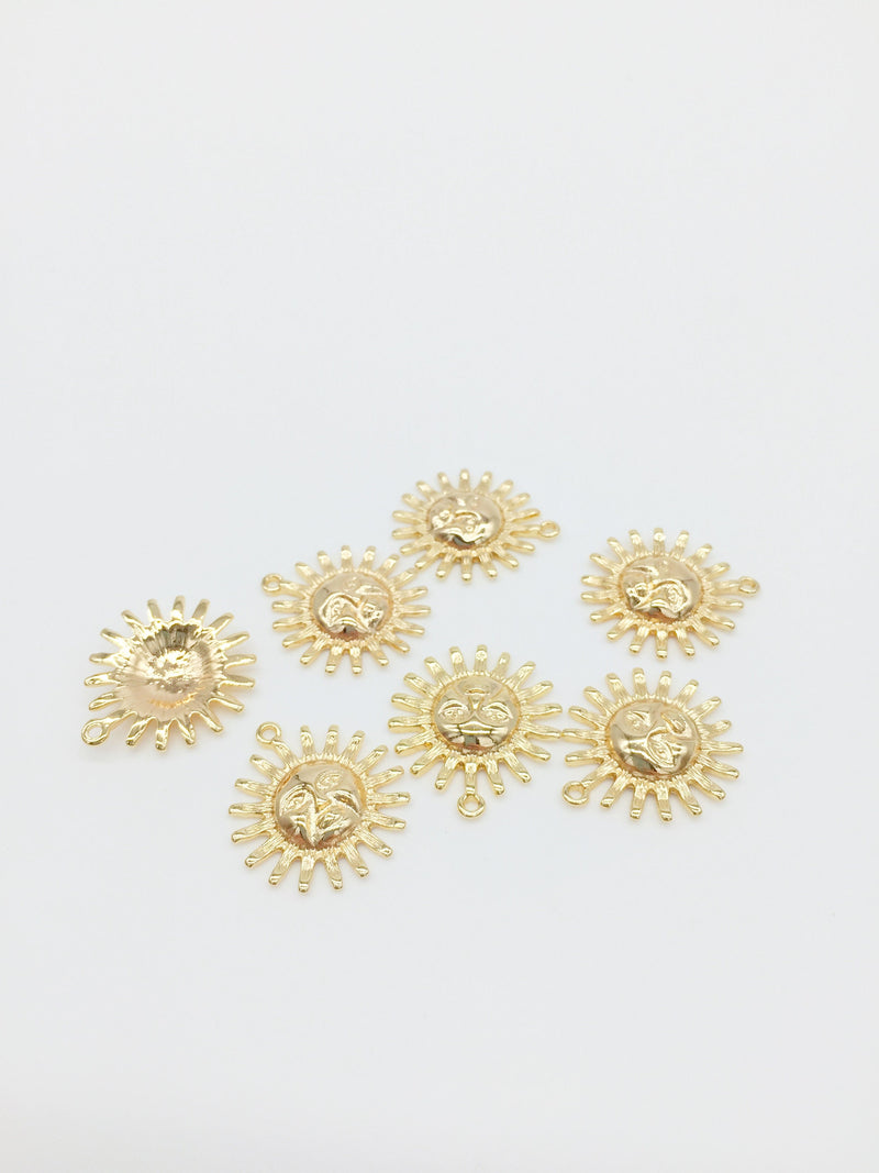 1 x 18K Gold Plated Detailed Sun Charm, 22x19mm(3280)