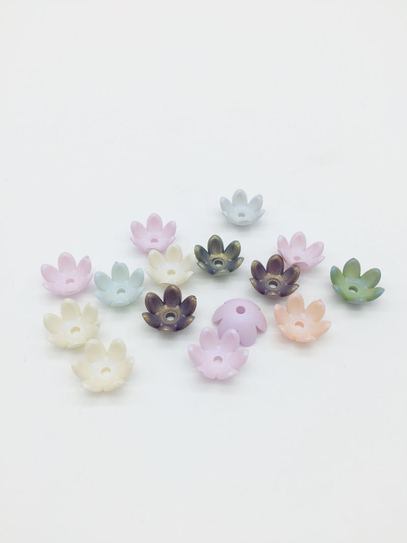 20 x Pastel Colour Acrylic Flower Beads, 15mm (3402)