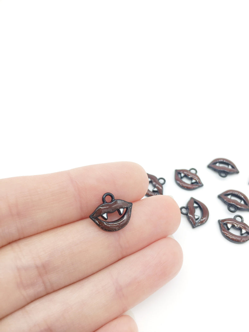 10 x Enamel Coated Vampire Fangs Charms, 11x14mm (2869)