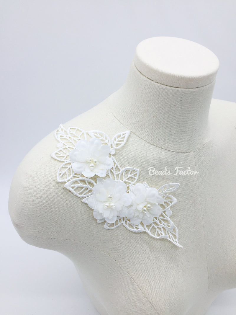 1 pair x Ivory Embroidery Lace Applique, 22.5x10cm 3D Ivory Flower Lace Patch