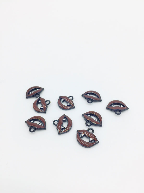 10 x Enamel Coated Vampire Fangs Charms, 11x14mm (2869)