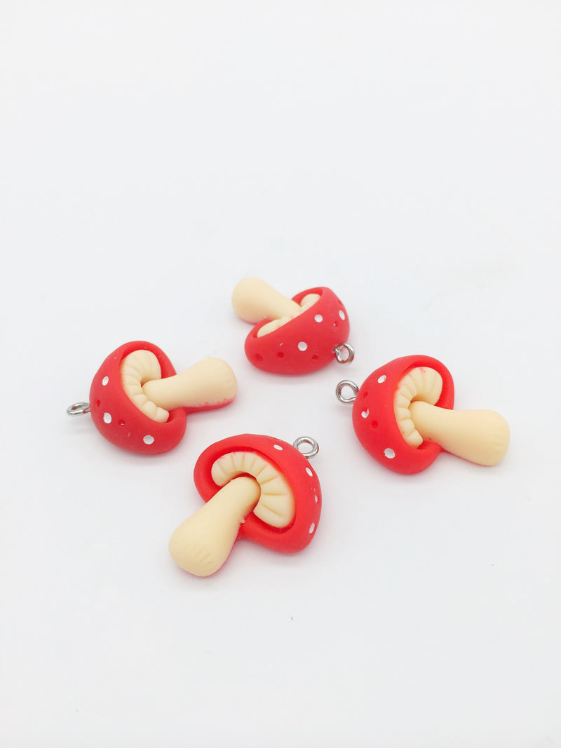 1 x Cute Mushroom Charm, 28x20mm Resin Mushroom Pendant (3364)