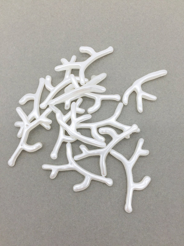 20 x Pearl White Coral Branches, 39x20mm Acrylic Coral Pendants (3376)