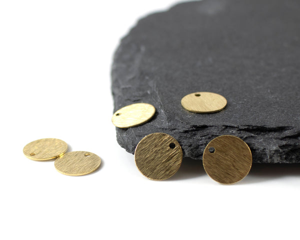 10 x Raw Brass Textured Round Disk Charms, 10mm (C0173)