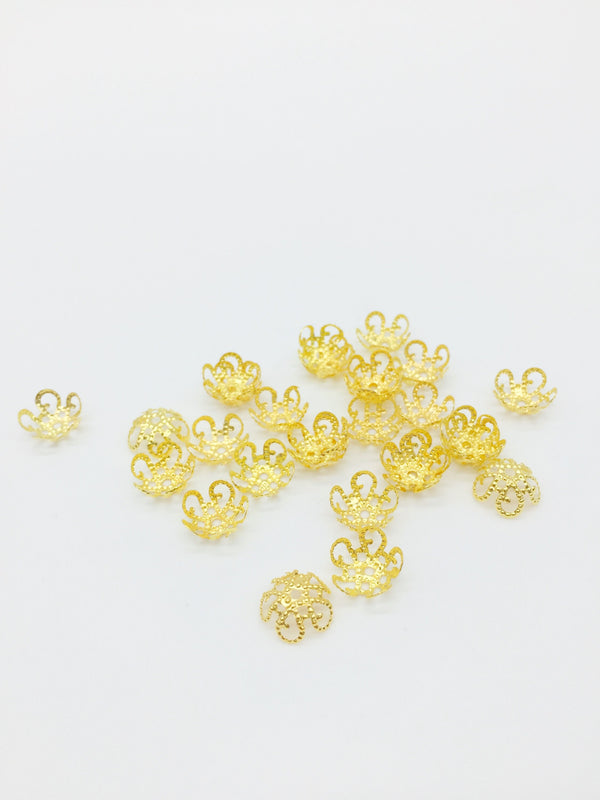 100 x Gold Filigree Tiny Flower Bead Caps, 10mm (3234)