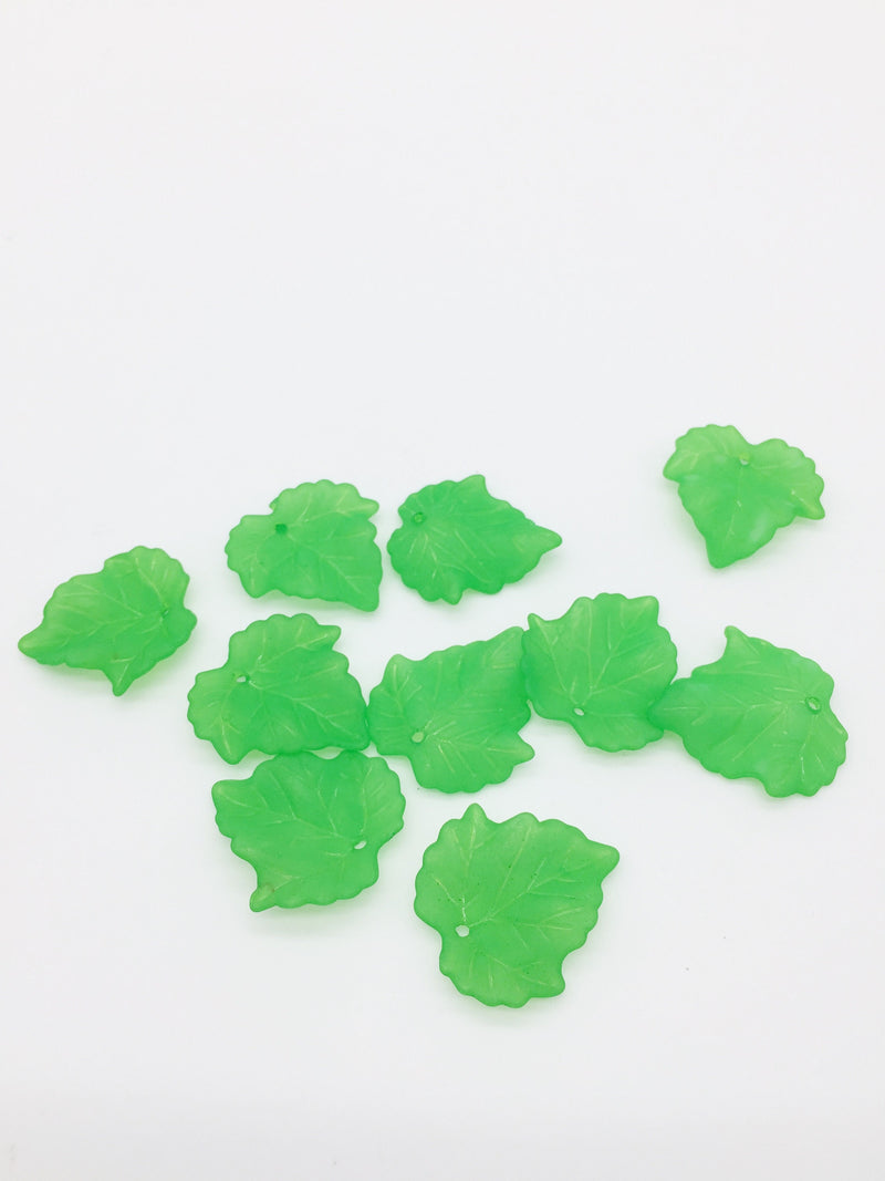 30 x Frosted Green Acrylic Ivy Leaf Beads, 22x24mm Lucite Leaves