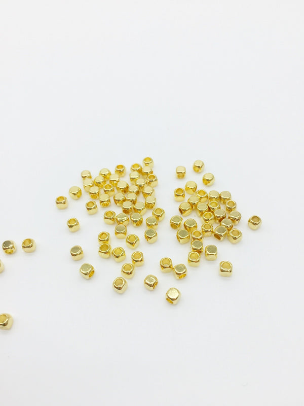 50 x Gold Tone Smooth Cube Spacer Beads, 3mm (2741)