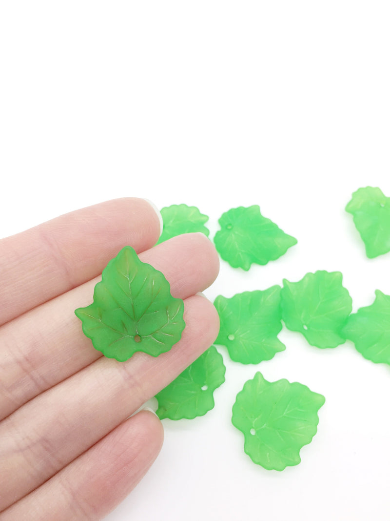 30 x Frosted Green Acrylic Ivy Leaf Beads, 22x24mm Lucite Leaves