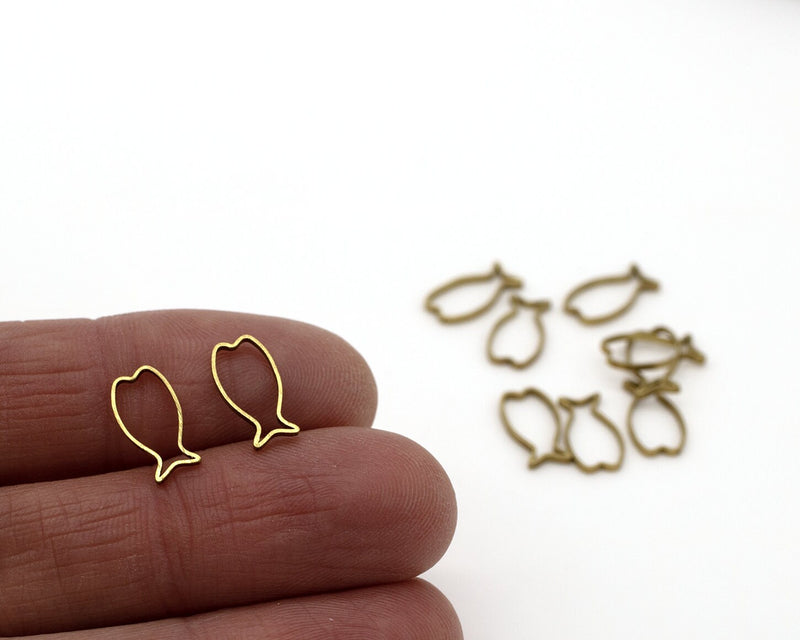 20 x Raw Brass Tiny Fish Charms Connectors, 13x7mm (C0650)