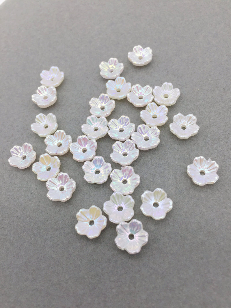 40 x Tiny Iridescent White Flower Beads, 8mm (0628)